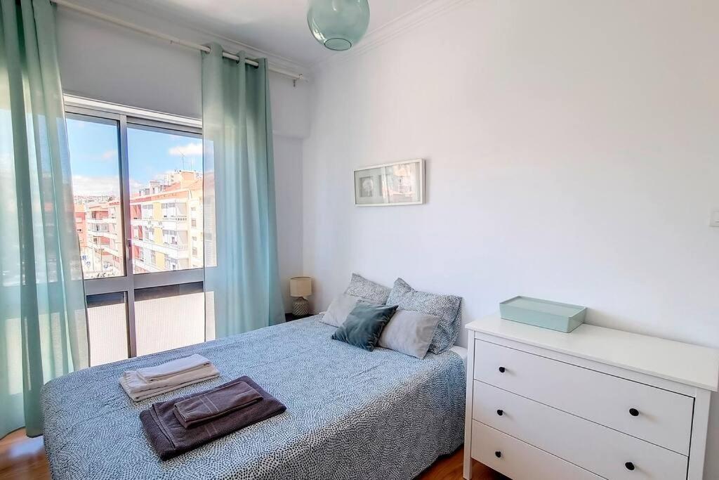 Cozy One Bedroom Apartment Lisboa Екстериор снимка